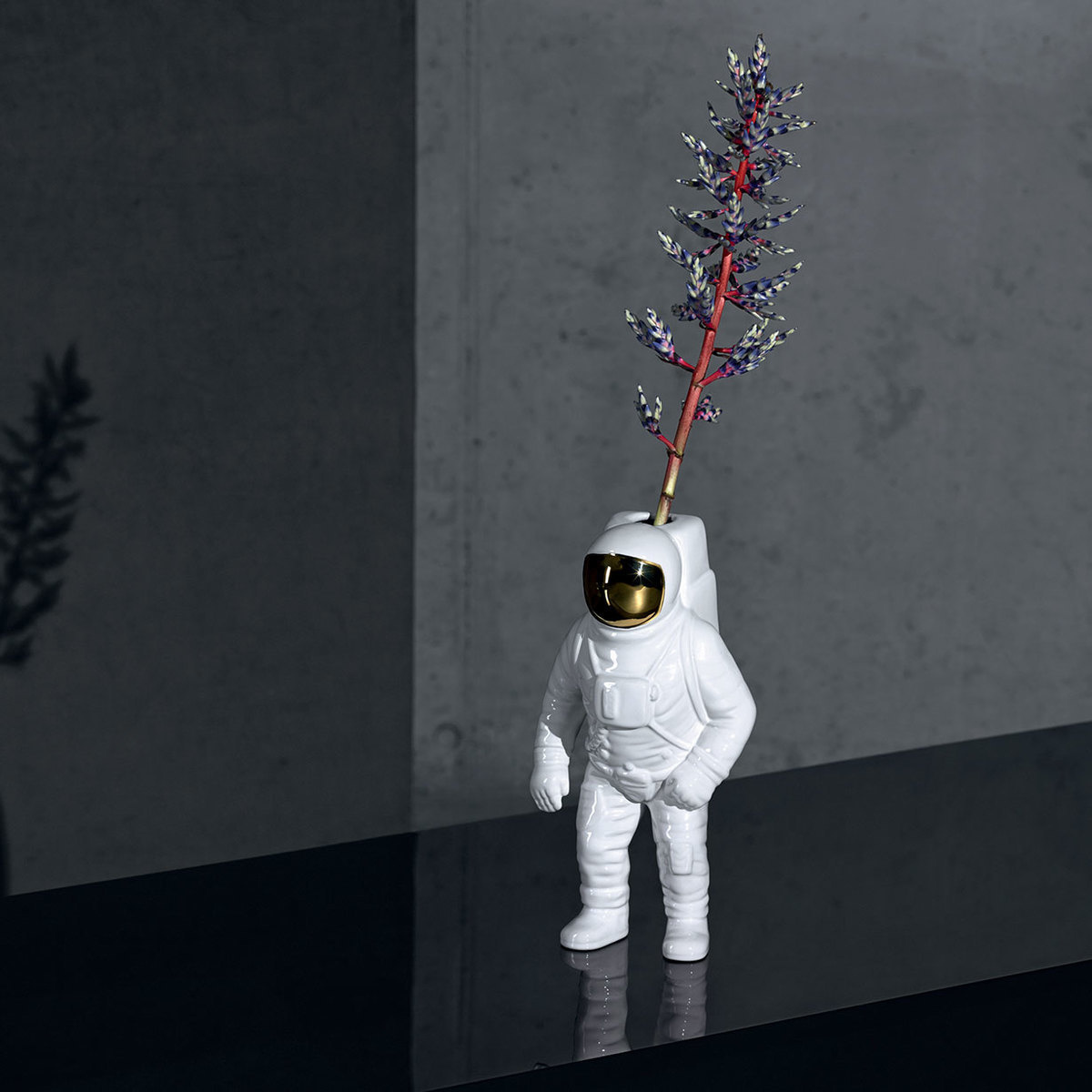 创意家具 - 附件|花器|办公家具|球友会（中国）家具|宇航员花瓶