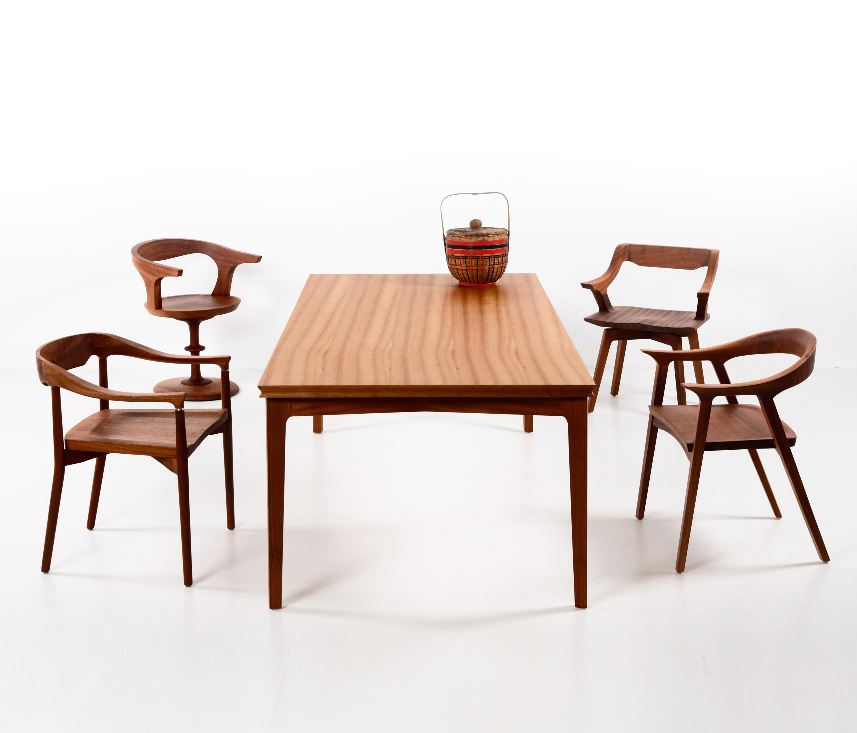 创意家具 - 坐具|餐椅|办公家具|球友会（中国）家具|New Legacy Donna Chair