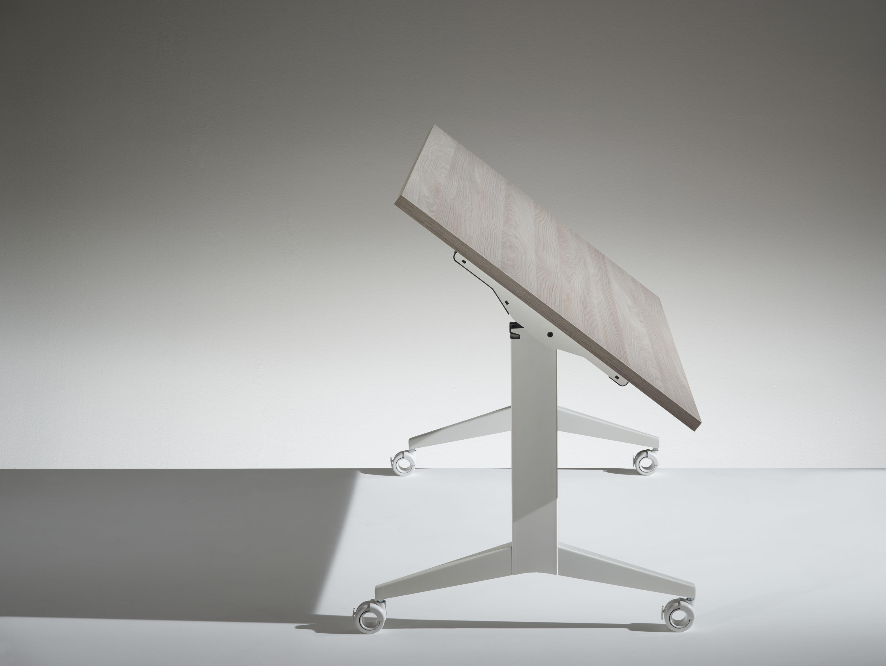 办公屏风|办公屏风系统|办公家具|球友会（中国）家具|Flip folding table 翻转折叠桌