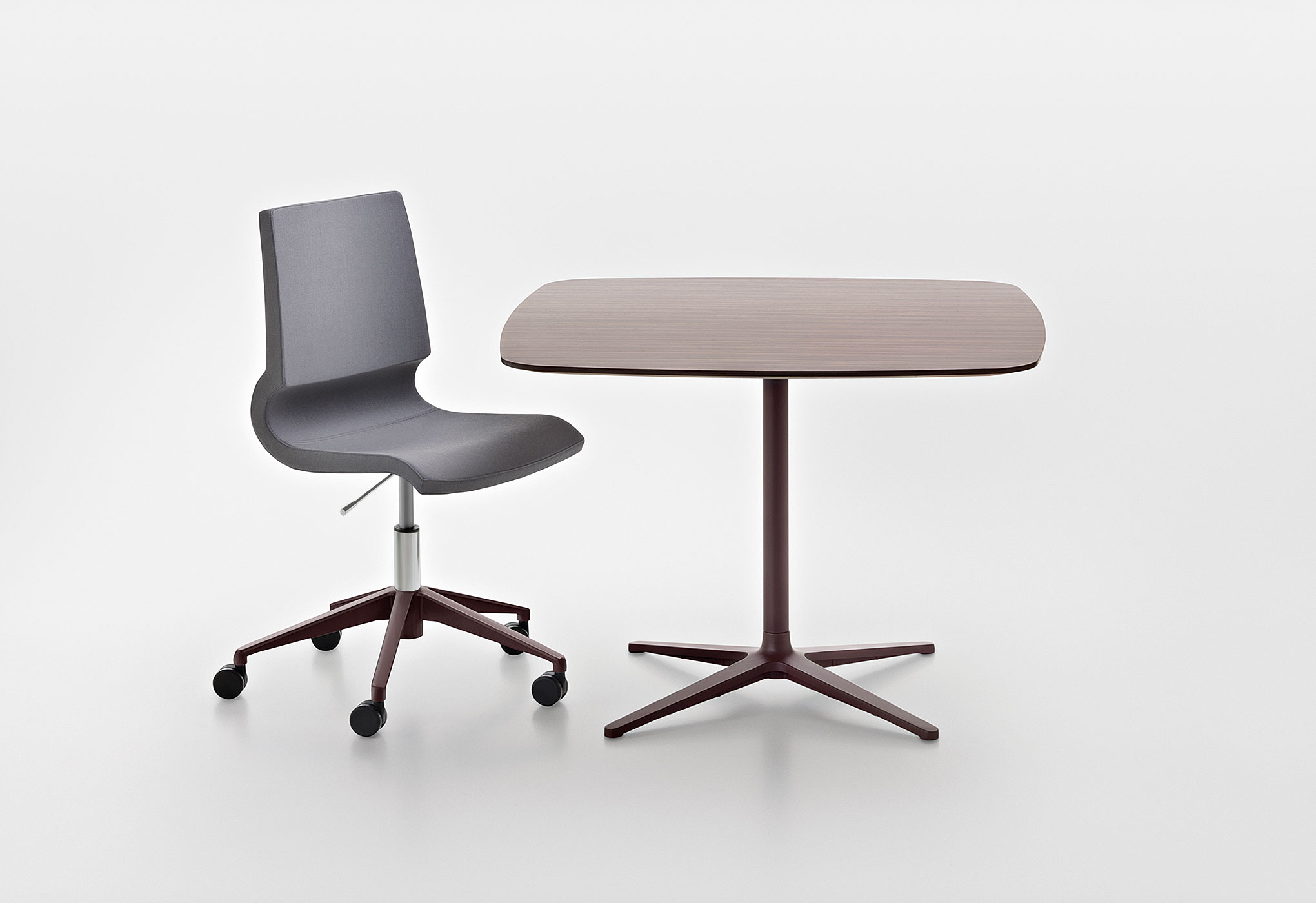 创意家具 - 坐具|休闲椅|办公家具|球友会（中国）家具|Ricciolina 洽谈椅/办公椅