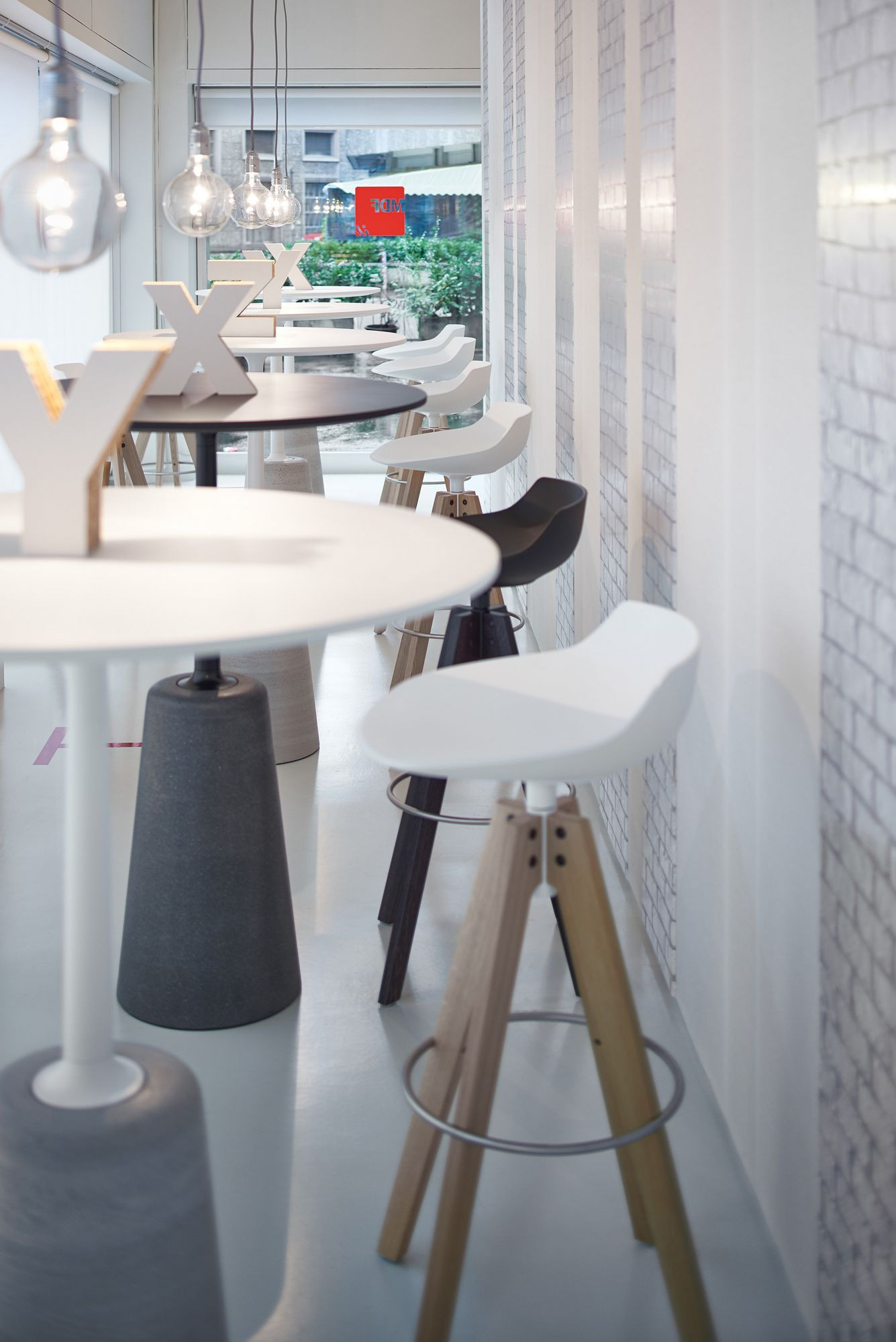 创意家具 - 坐具|吧椅/凳子|办公家具|球友会（中国）家具|FLOW STOOL 吧椅