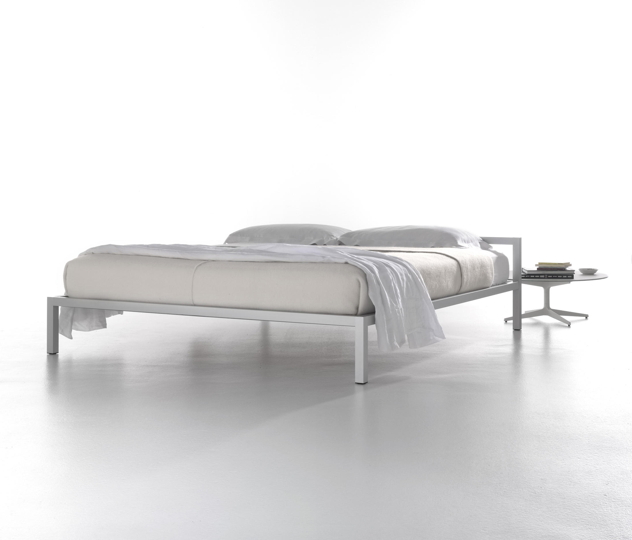 创意家具 - 卧室|床|办公家具|球友会（中国）家具|ALUMINIUM BED 床