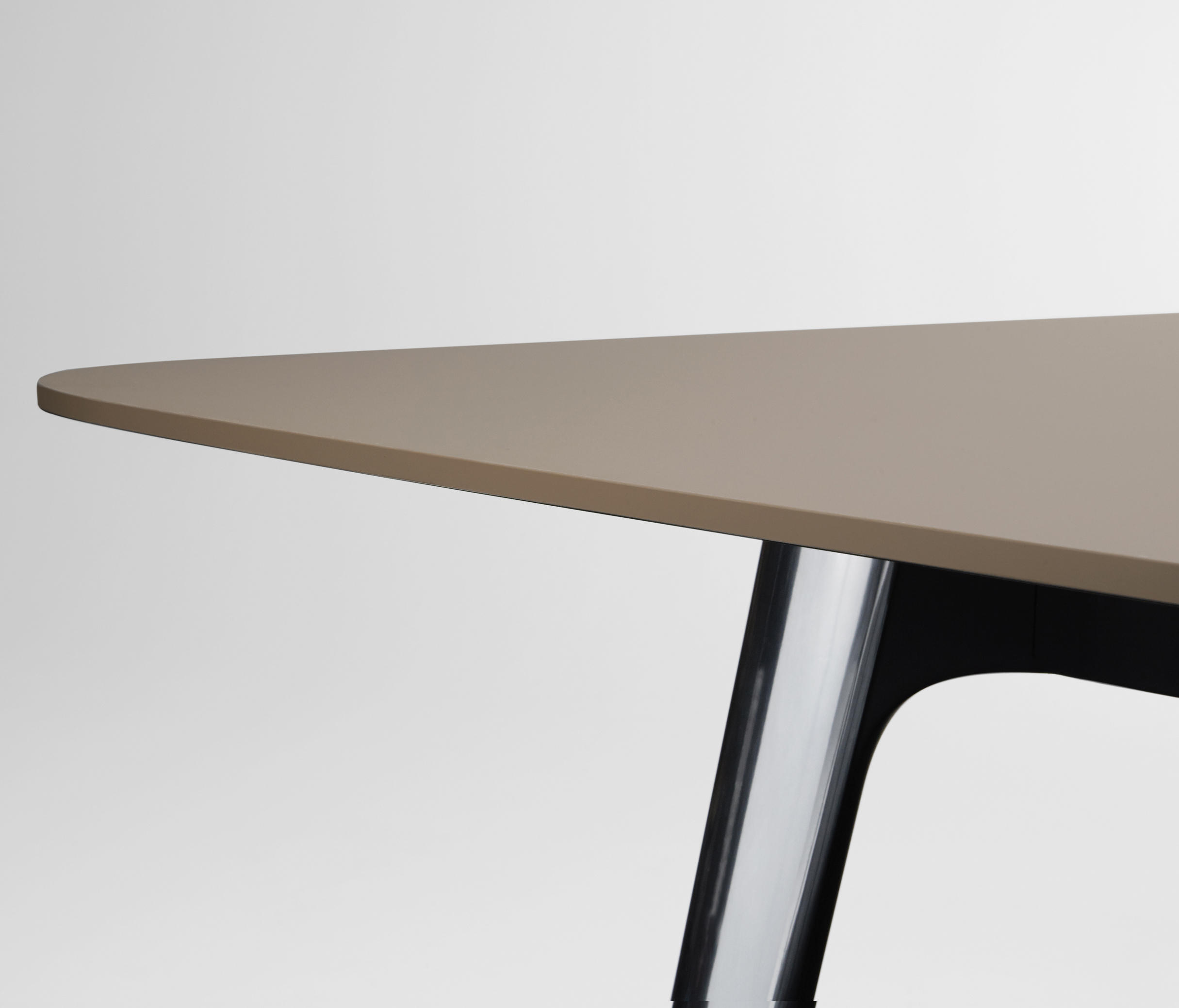 办公台|时尚大班台|办公家具|球友会（中国）家具|KEYPIECE COMMUNICATION DESK.大班台